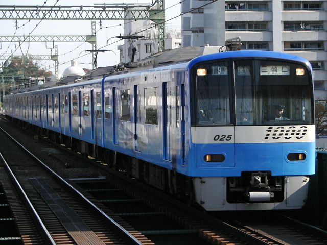 新1000形 1025(ラッピング車)