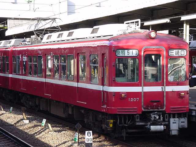 k1207_a.jpg