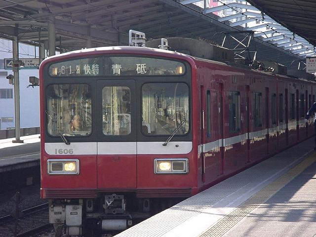 k1606_3.jpg